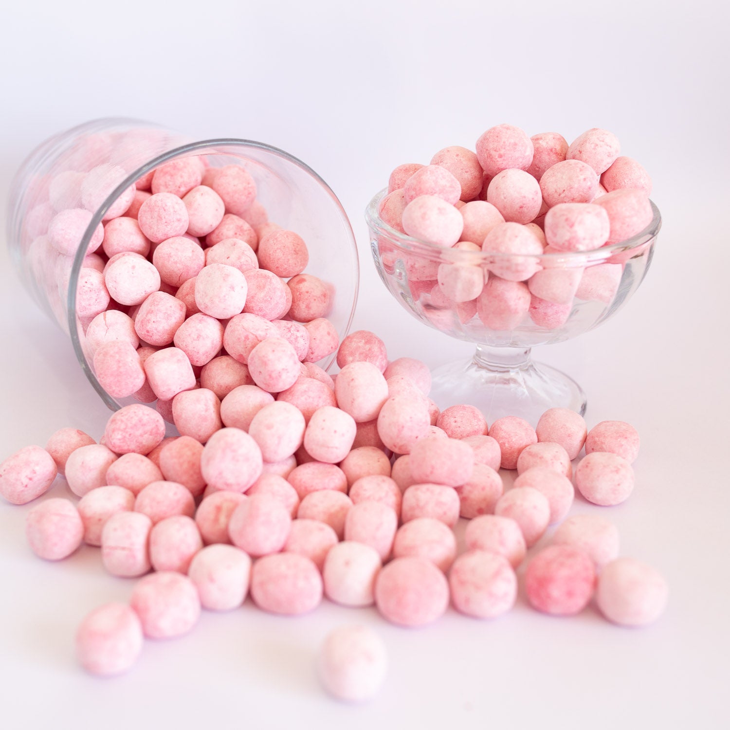 Strawberry Bon Bons 150g*
