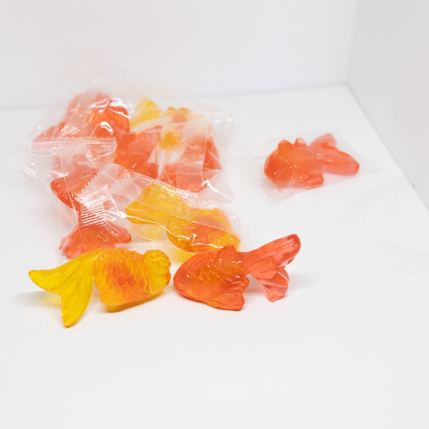 Juicy Jelly Goldfish Gummy Candy 100g