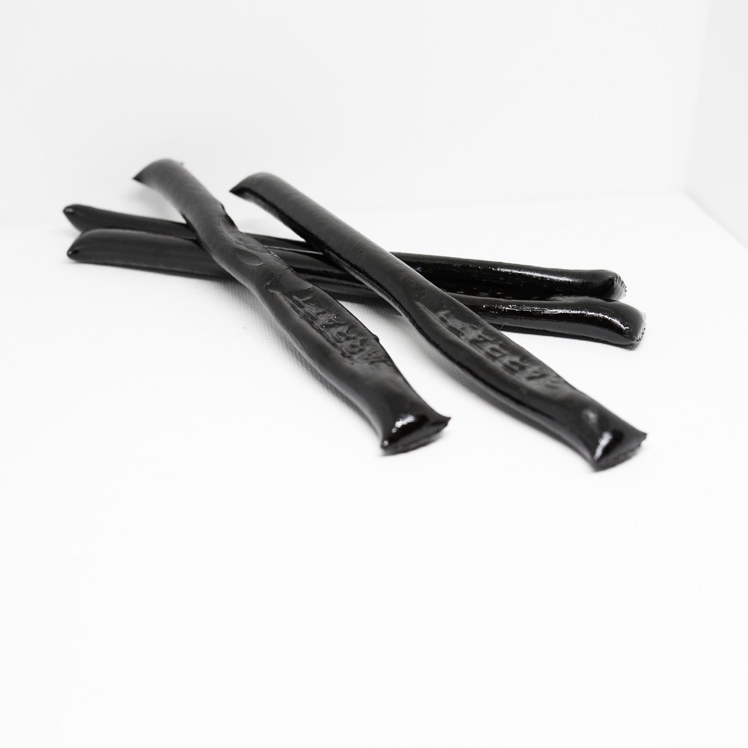 Hard Liquorice Sticks (Bassetti) 100g